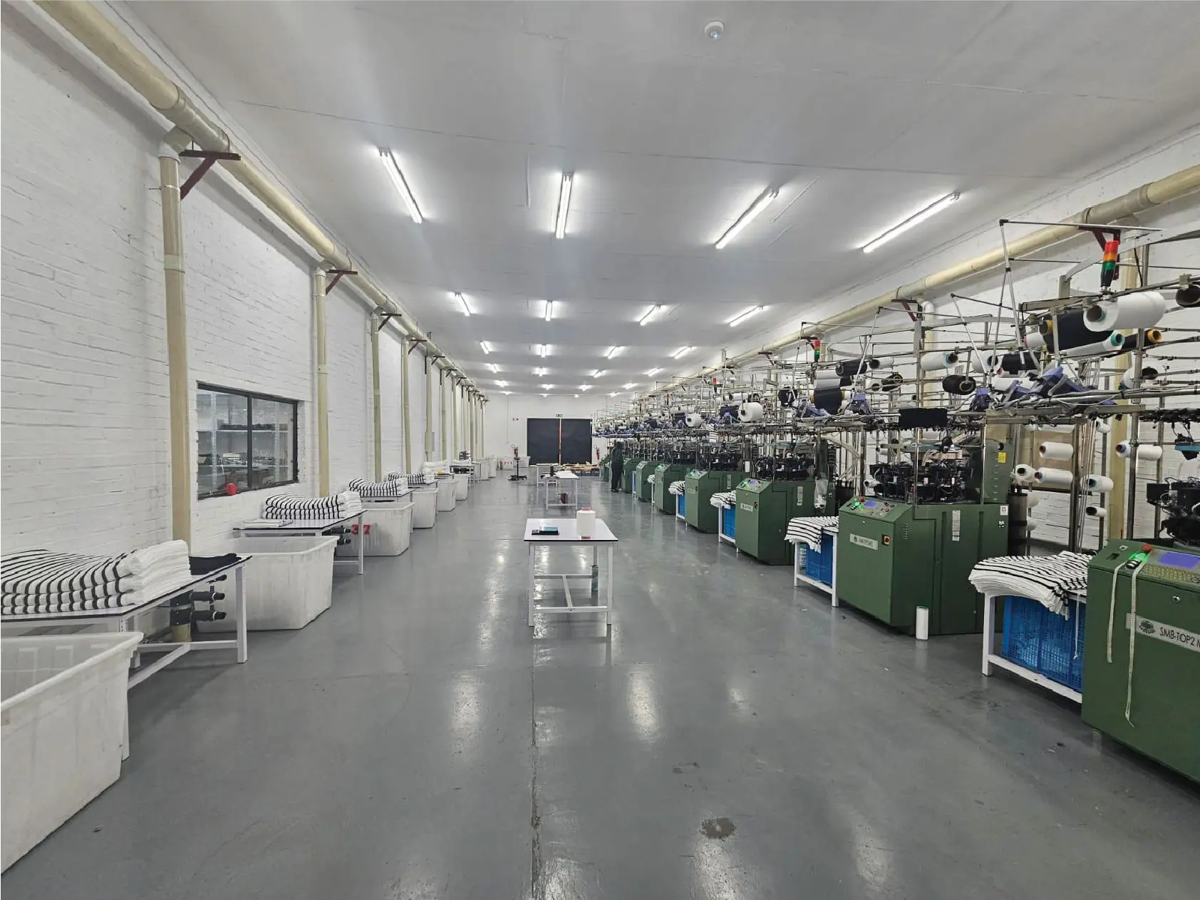 Afriknit seamless knitting machine hall